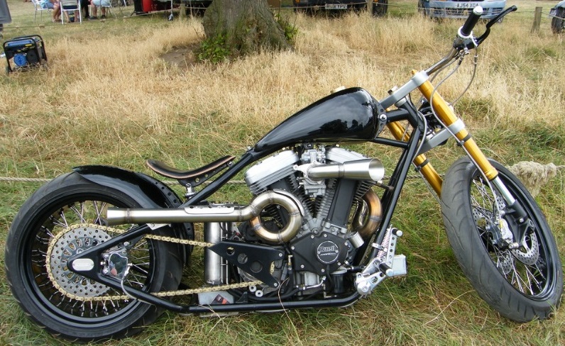 lewisbike.jpg