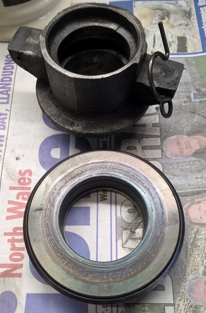 Clutch release bearing.jpg