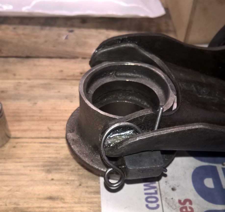 Clutch bearing 02.jpg