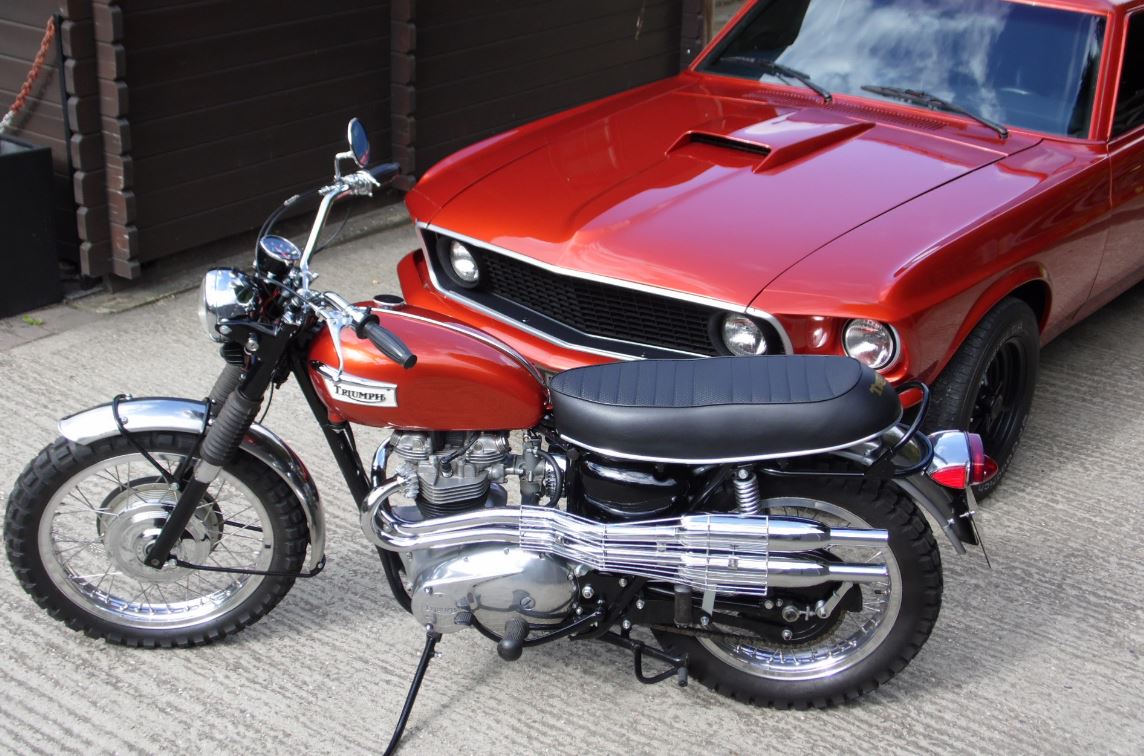 TR6C & 302 Coupe .JPG