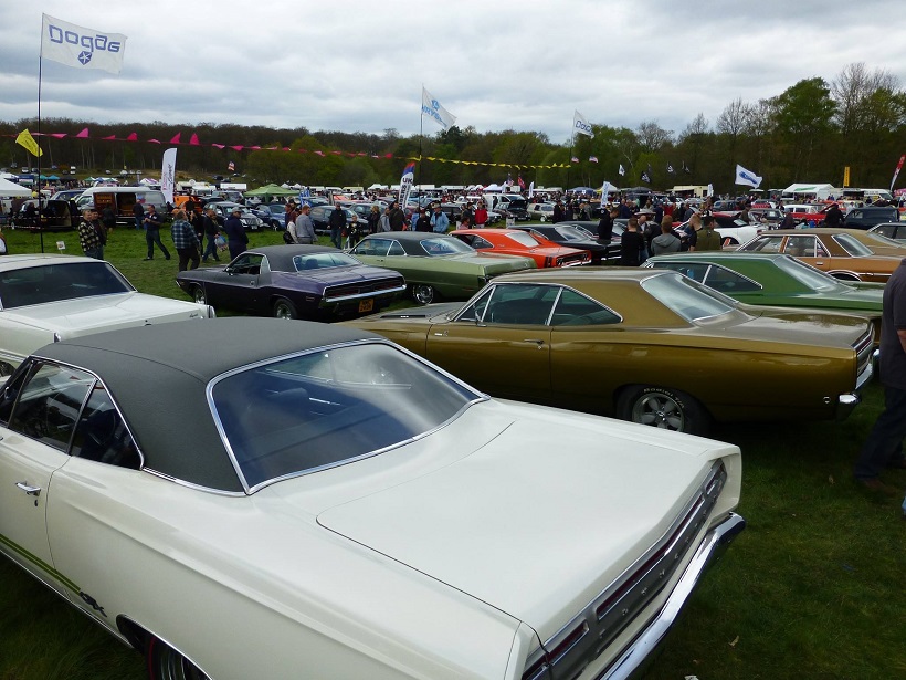 Mopars at Wheels Day 2017.jpg
