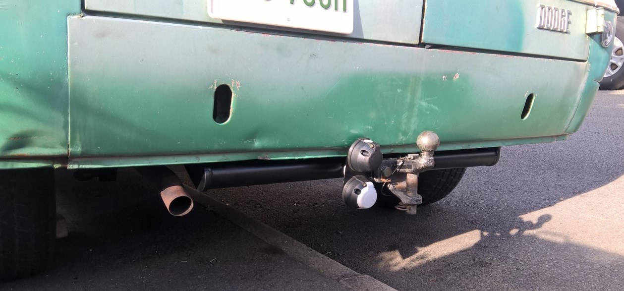 01 Towbar fitted.jpg