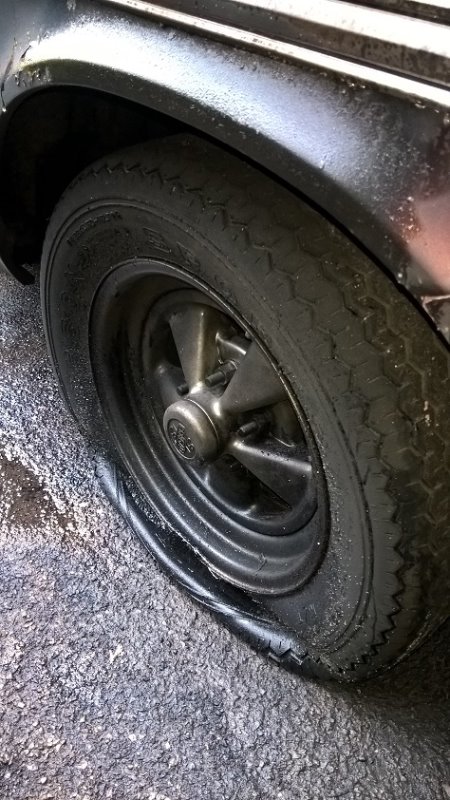 Belve fire 006. OSF wheel & tyre.jpg