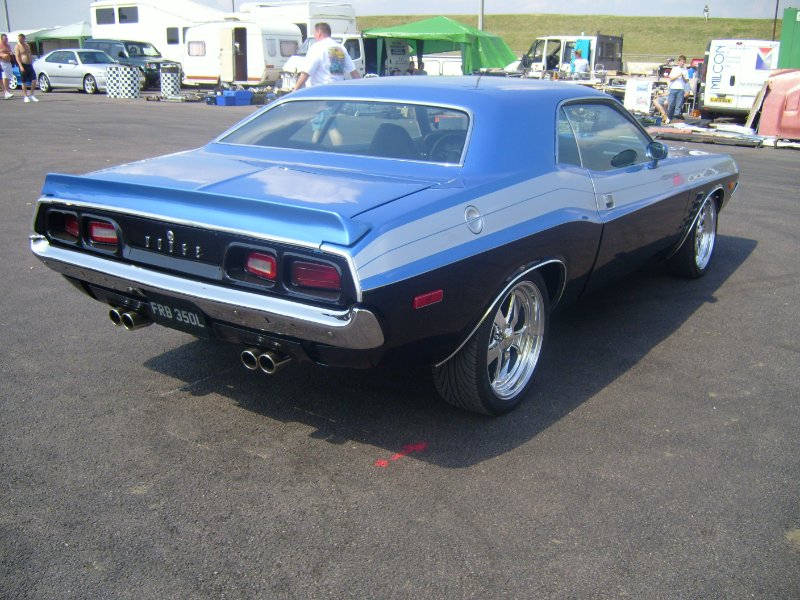 S7003993.JPG