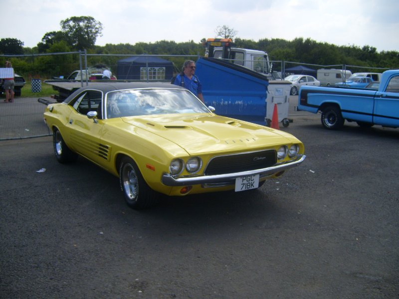 S7004036.JPG