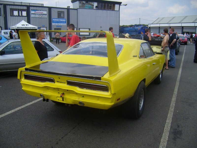 S7004043.JPG