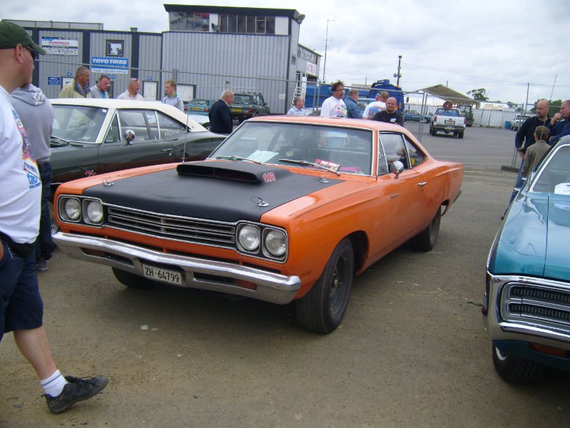 S7002115.JPG