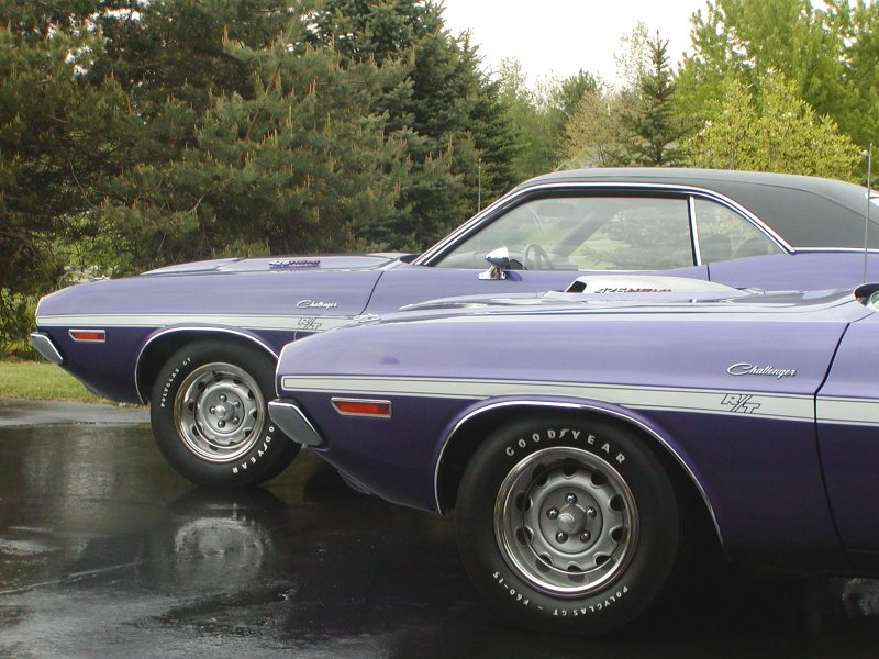 Hemi x 2 hoods.jpg