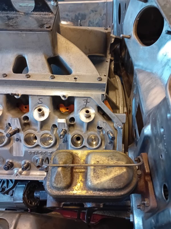 Hemi Bell Housing.jpeg