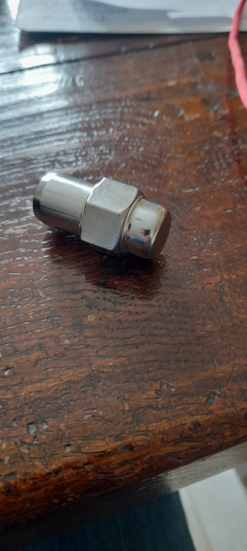 wheel nut.jpg