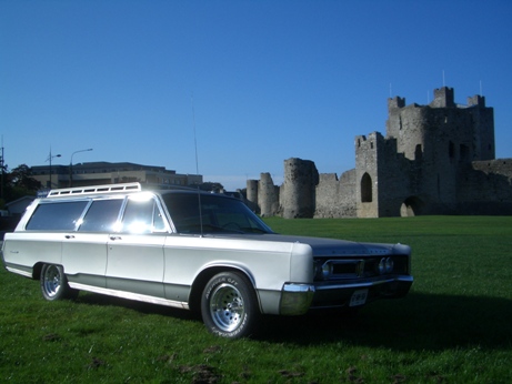 Chrysler front three quuarter view trim Castle Oct 07 small.JPG