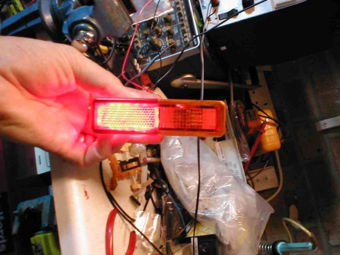 10 leds in lens.jpg