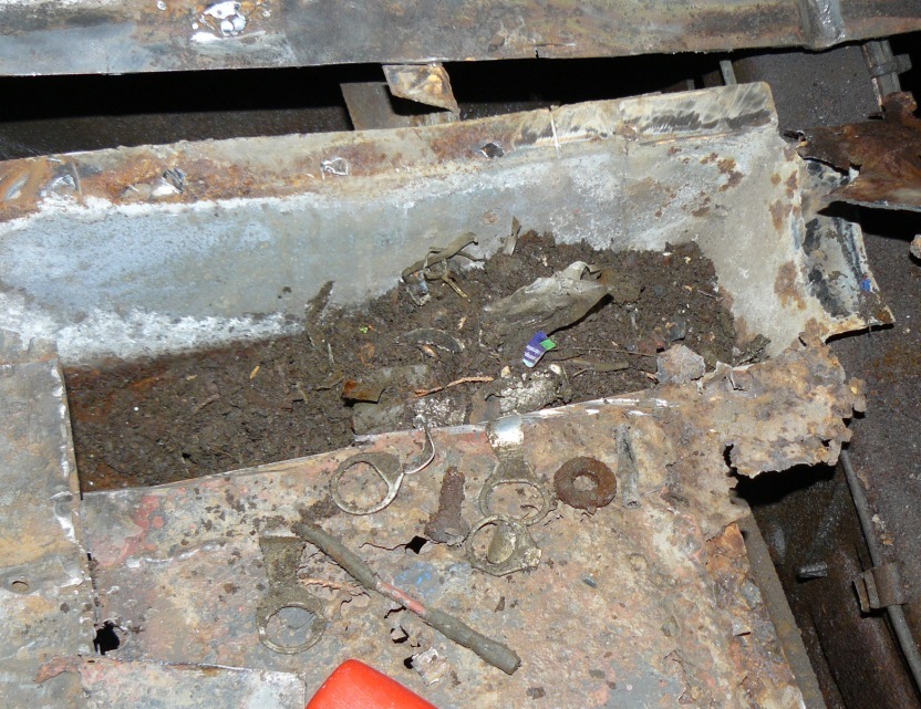 Remember when the ring-pull came right off your can? Yes, this chassis section has been gathering history a LONG time!