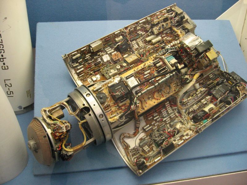 Sparrow missile guidance system - good grief.jpg