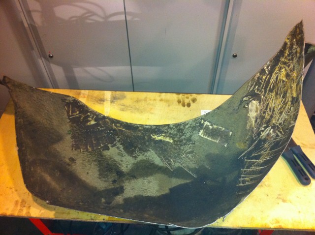 inner arch caked in goop<br />zero rust tho!