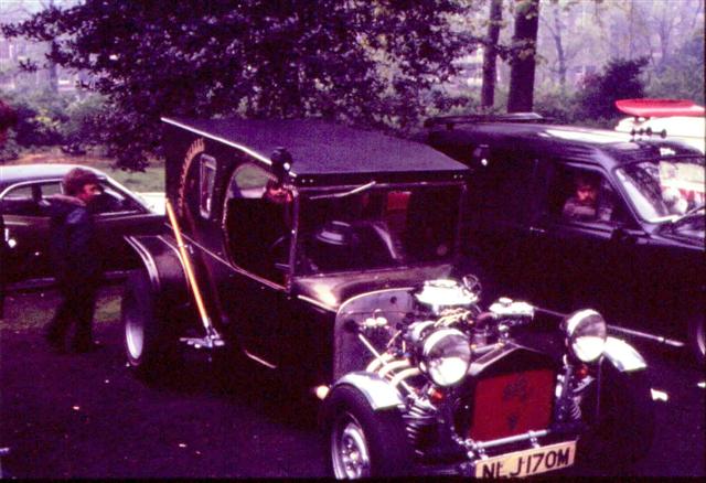 T rod 70's style (Small).jpg