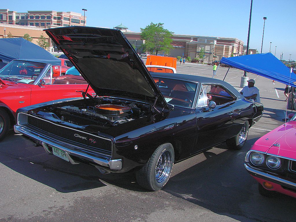 DSC06958Blk charger.jpg