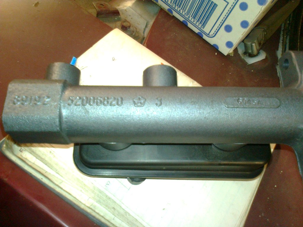Brake m.cyl 02.jpg