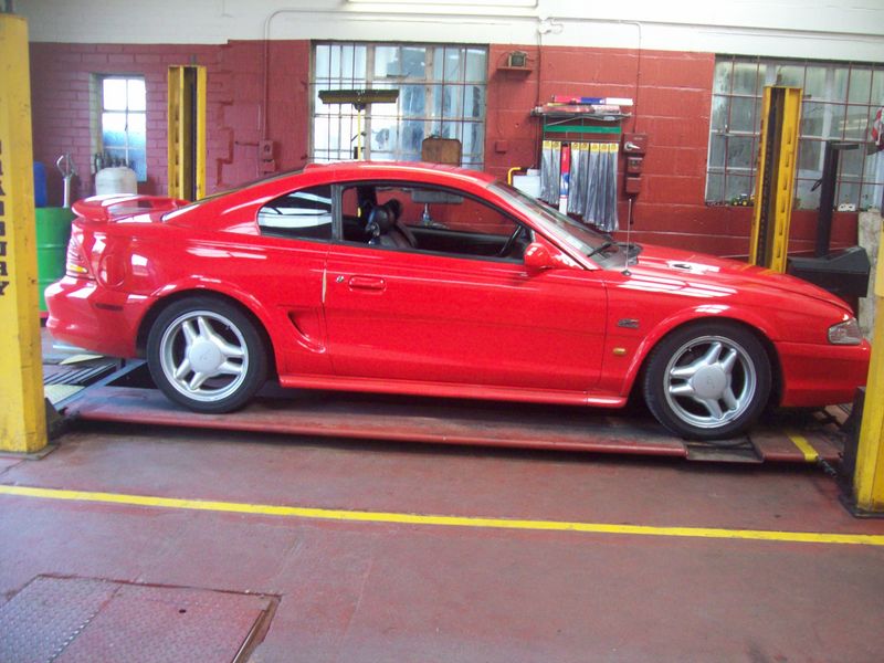 100_2402 [1994 Ford Mustang V8].JPG