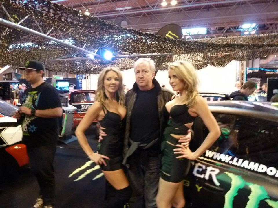 Budgie with more tits ..big tits this time.jpg