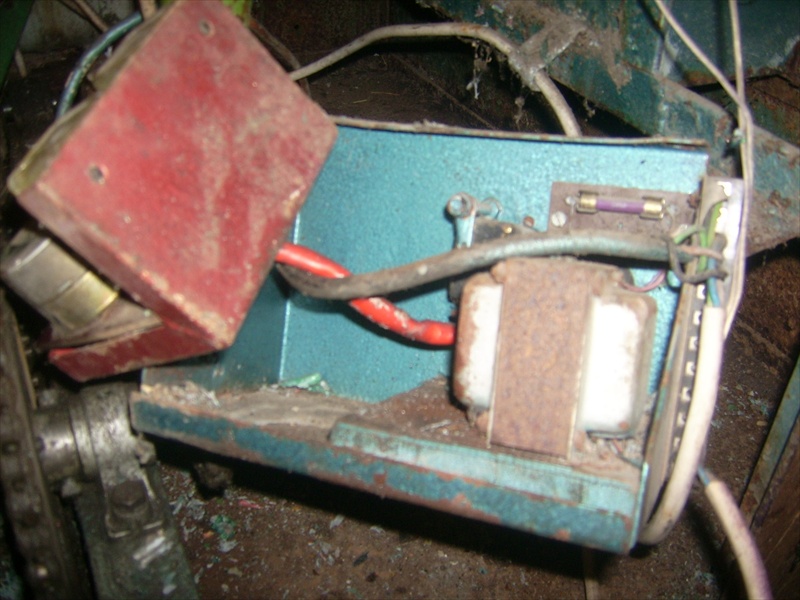 ROCKET RESTO 2 013.JPG