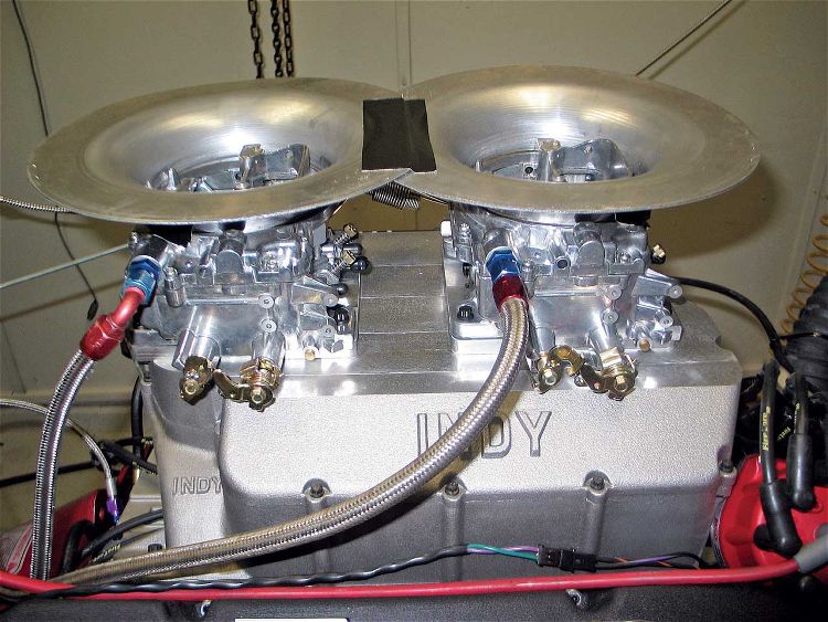 mopp_091100_qt_05_o+testing_intake_manifolds+.jpg
