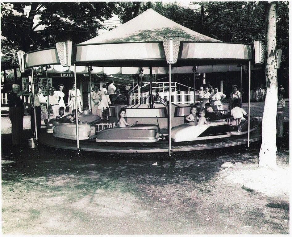 SANS SOUCI PARK KIDDIE RIDE.jpg