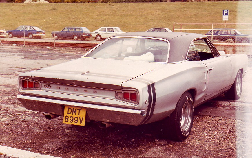 68 Superbee silver.jpg