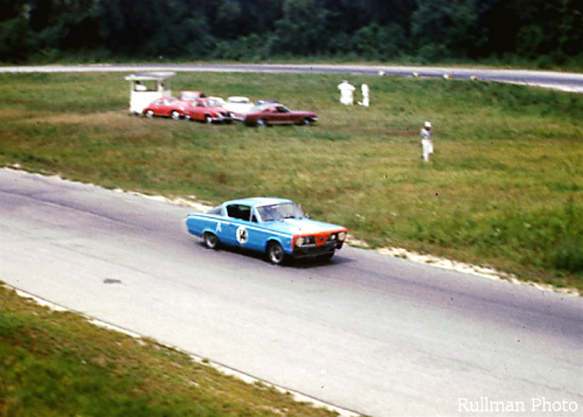 rlboroHarveyRainvilleBarracuda-vi.jpg