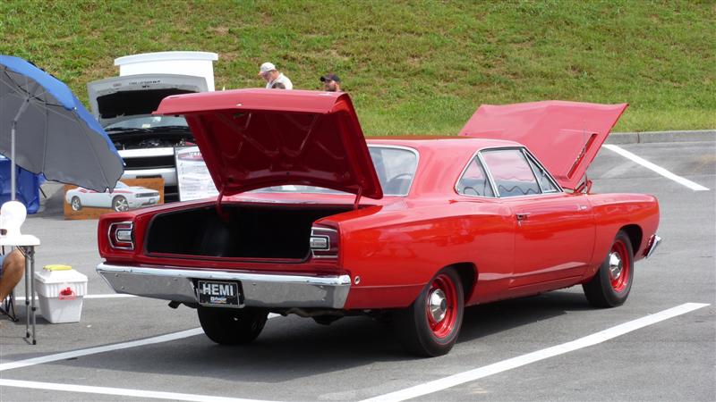 68 Hemi Roadrunner (a real one)
