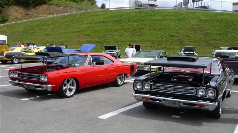 Mirror image (father &amp;amp; son) pro touring 69 Beepers