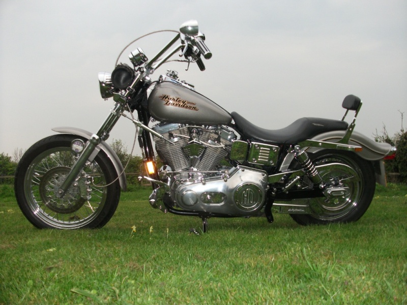 Harley Davidson SuperGlide 2011 Pic 1.jpg