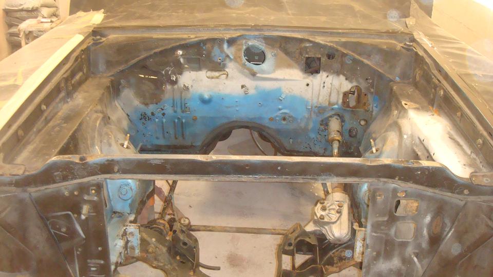 mick's charger engine bay 001.jpg