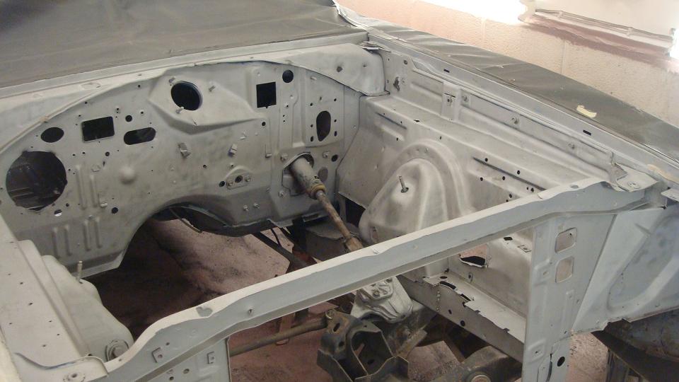 mick's charger engine bay 009.jpg