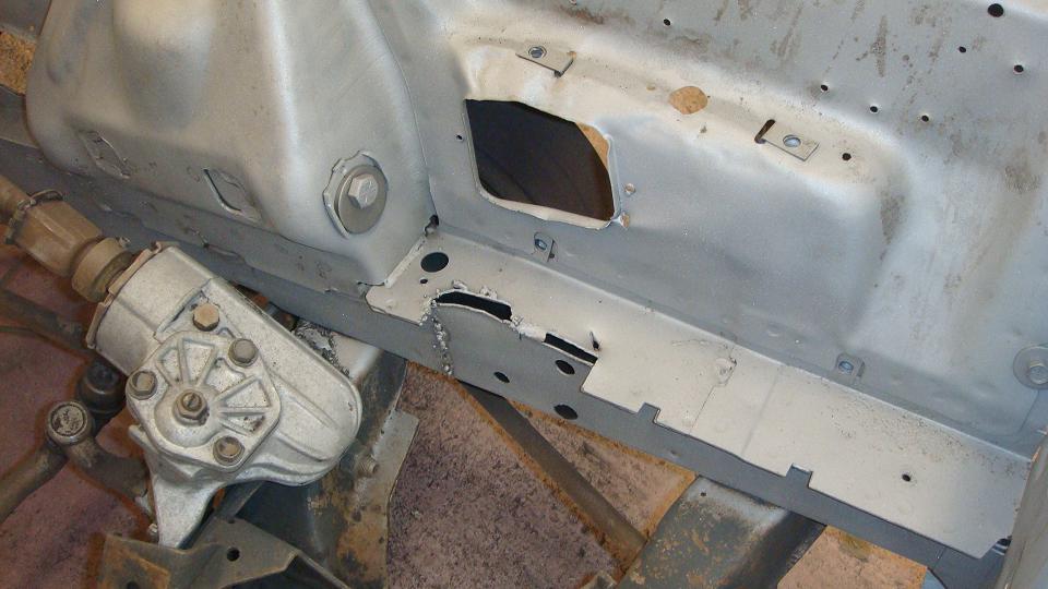 mick's charger engine bay 006.jpg