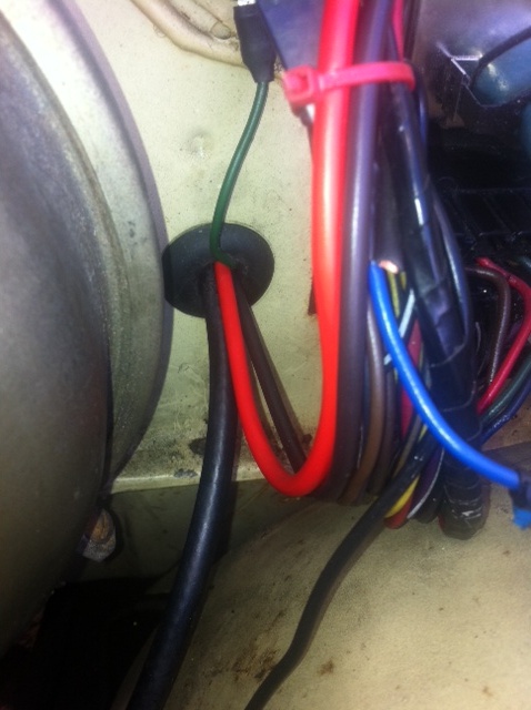 bulkhead grommet.jpg