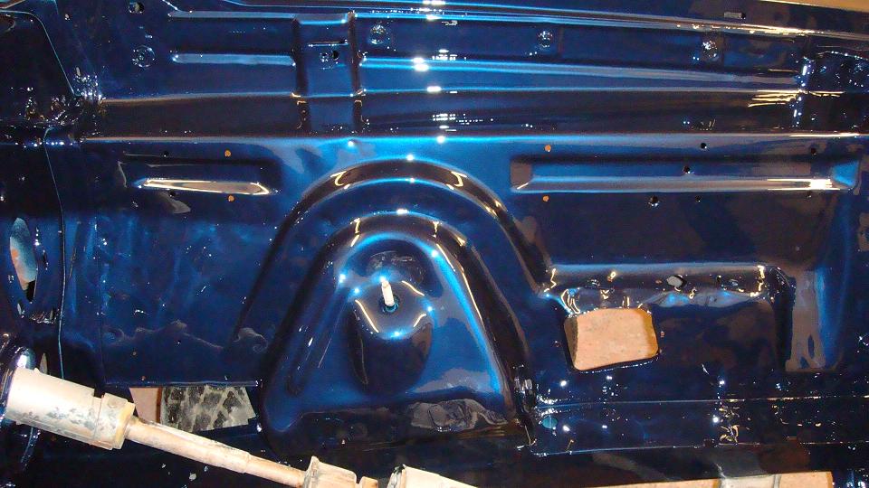 mick's charger engine bay 3 011.jpg