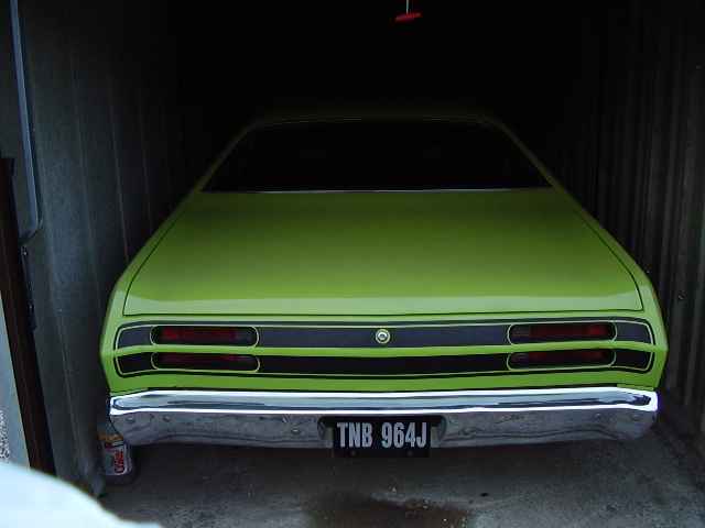 Duster garage.JPG