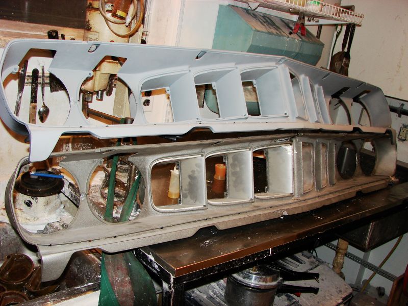 cuda 005grille.jpg