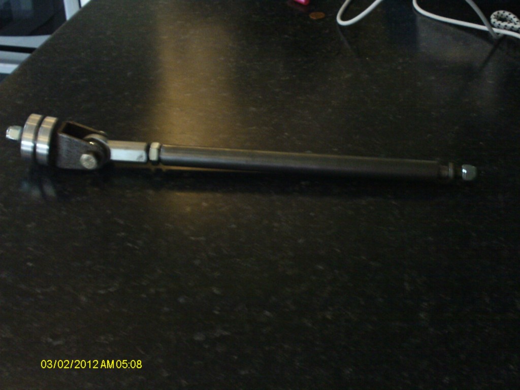 STRUT ROD.JPG