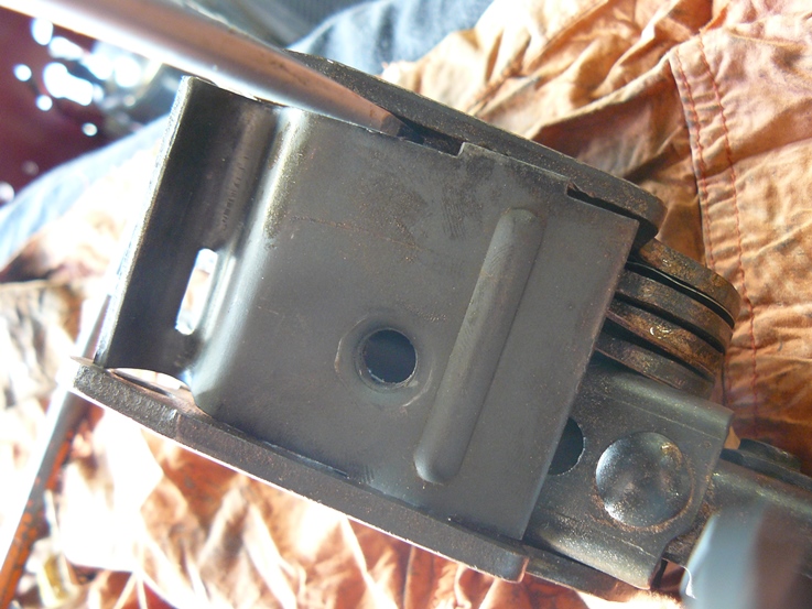 A15 Lever cover into slot.jpg