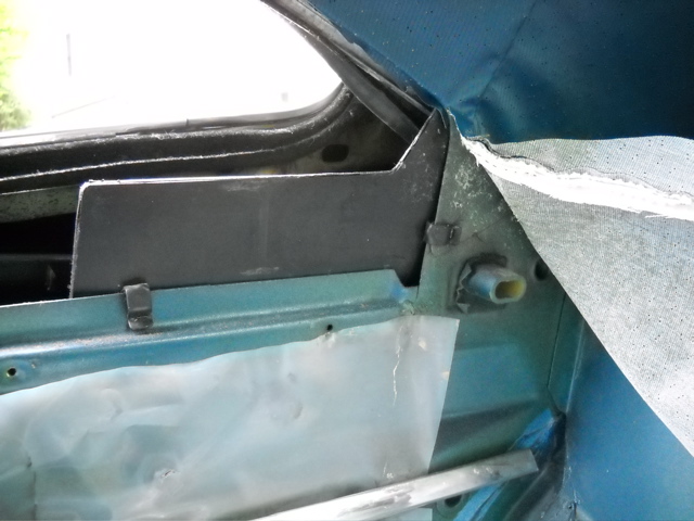 rearsideglassplasticshield3.jpg
