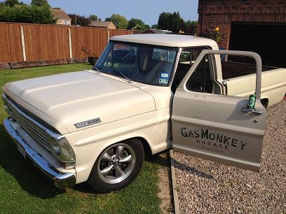 GAS MONKEY...BIG CHRIS.jpg