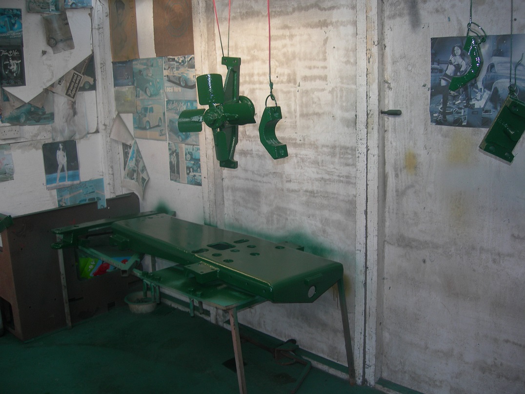 Fan and bottom skid plate
