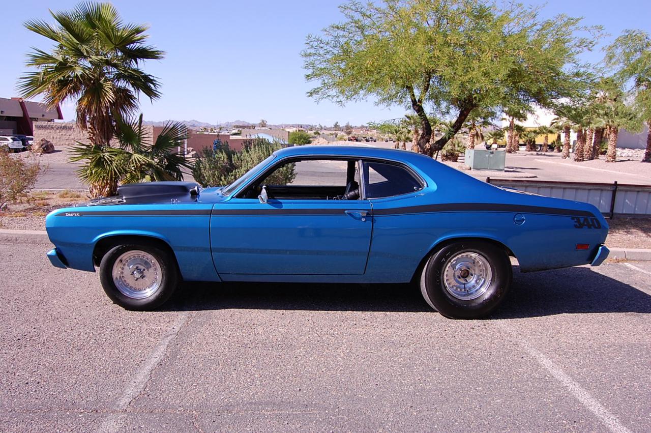 1971-Plymouth-Duster-NHRA-Stock-Eliminator-2.jpg