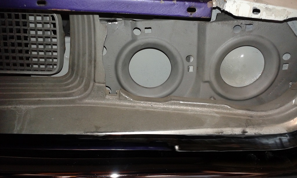Front End with new headlight bracketry.
