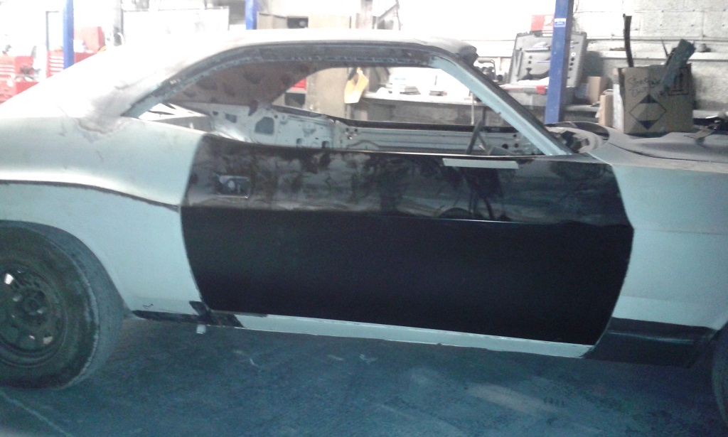 Passenger side door (and repair to bottom of front wing)
