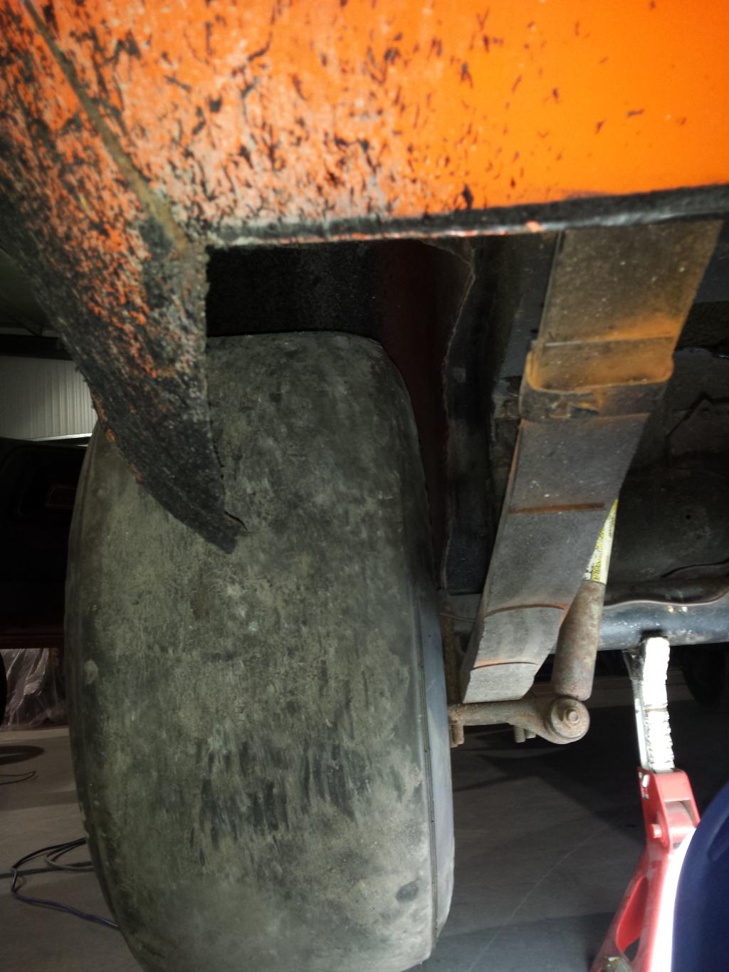 Challenger Tight Rubber 1.jpg