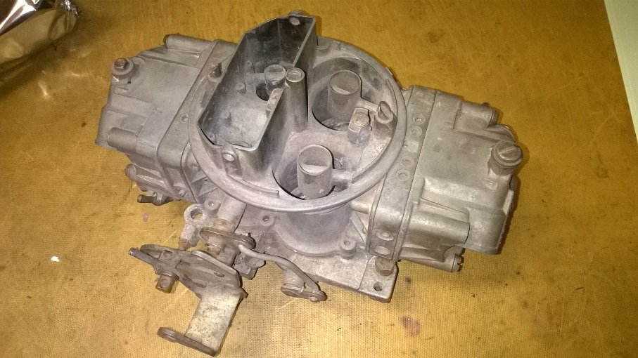 Holley spreadbore 01.jpg