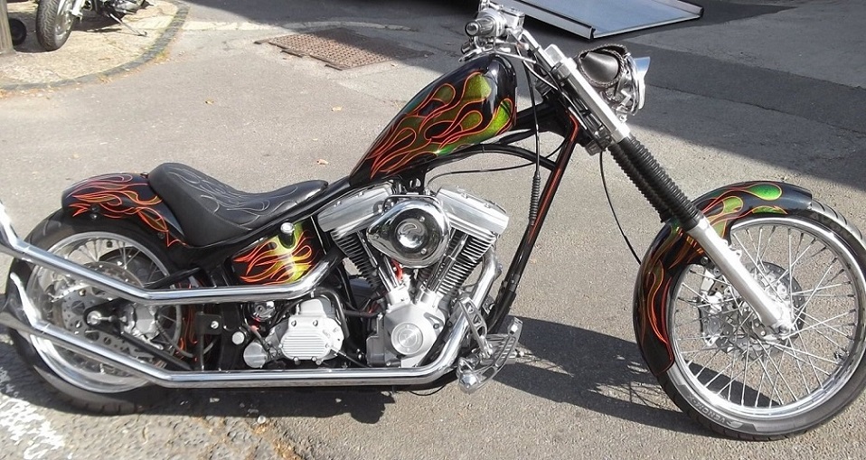 It now has Shotgun pipes as the Fishtails were excessively loud (louder than a V8 on open Headers)